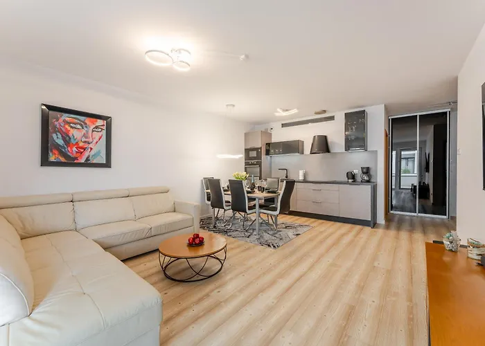 A 213 Basen Fitnes Bawialnia Parking W Cenie - Nadmorskie Tarasy-holiday